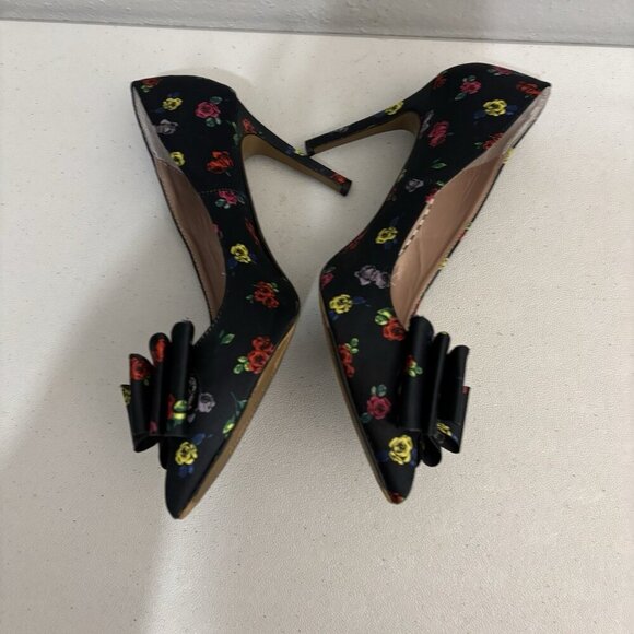 Betsey Johnson Bret Womens Classic Heel Pumps Slim Heel Black Floral Bow 8.5 Sz - Picture 4 of 8